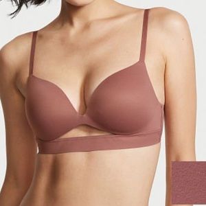Victoria’s Secret Wireless push-up bra